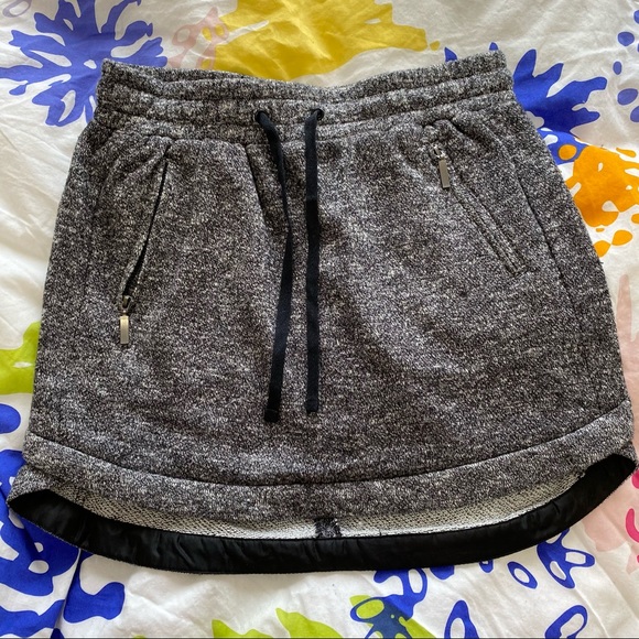 SALT & PEPPER MINI HIGH WAISTED LOUNGEWEAR SKIRT - Picture 5 of 7